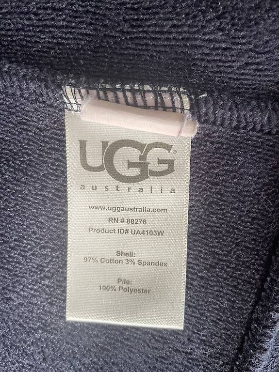 Giacche: Veste UGG avec capuchon  – Usato da Troinex venduto da nadinebmichaelson 3