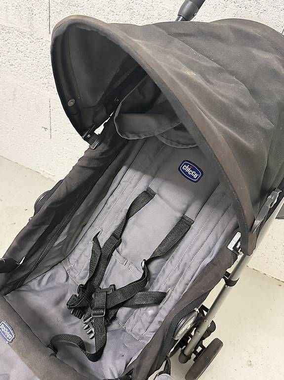 Kinderwagen: Poussette pliable Chicco – Gebraucht aus Renens VD von LSD.007 1