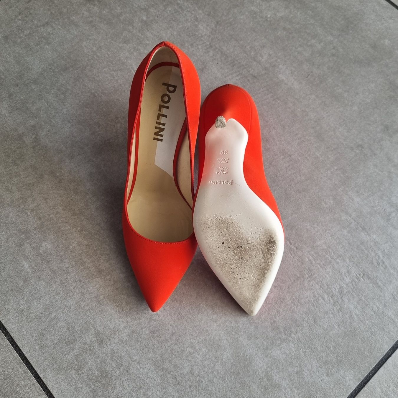 Scarpe da donna: Scarpe Pollini – Usato da Biasca venduto da Siosmart 1