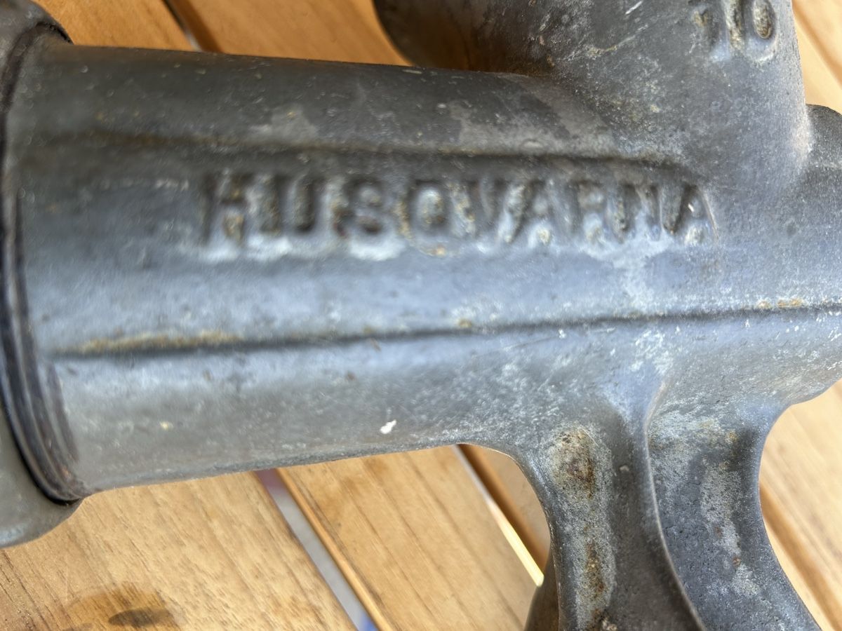 Elettrodomestici da cucina: Fleischwolf Husqvarna 10 – Usato da Gwatt (Thun) venduto da ate_6ng8 1
