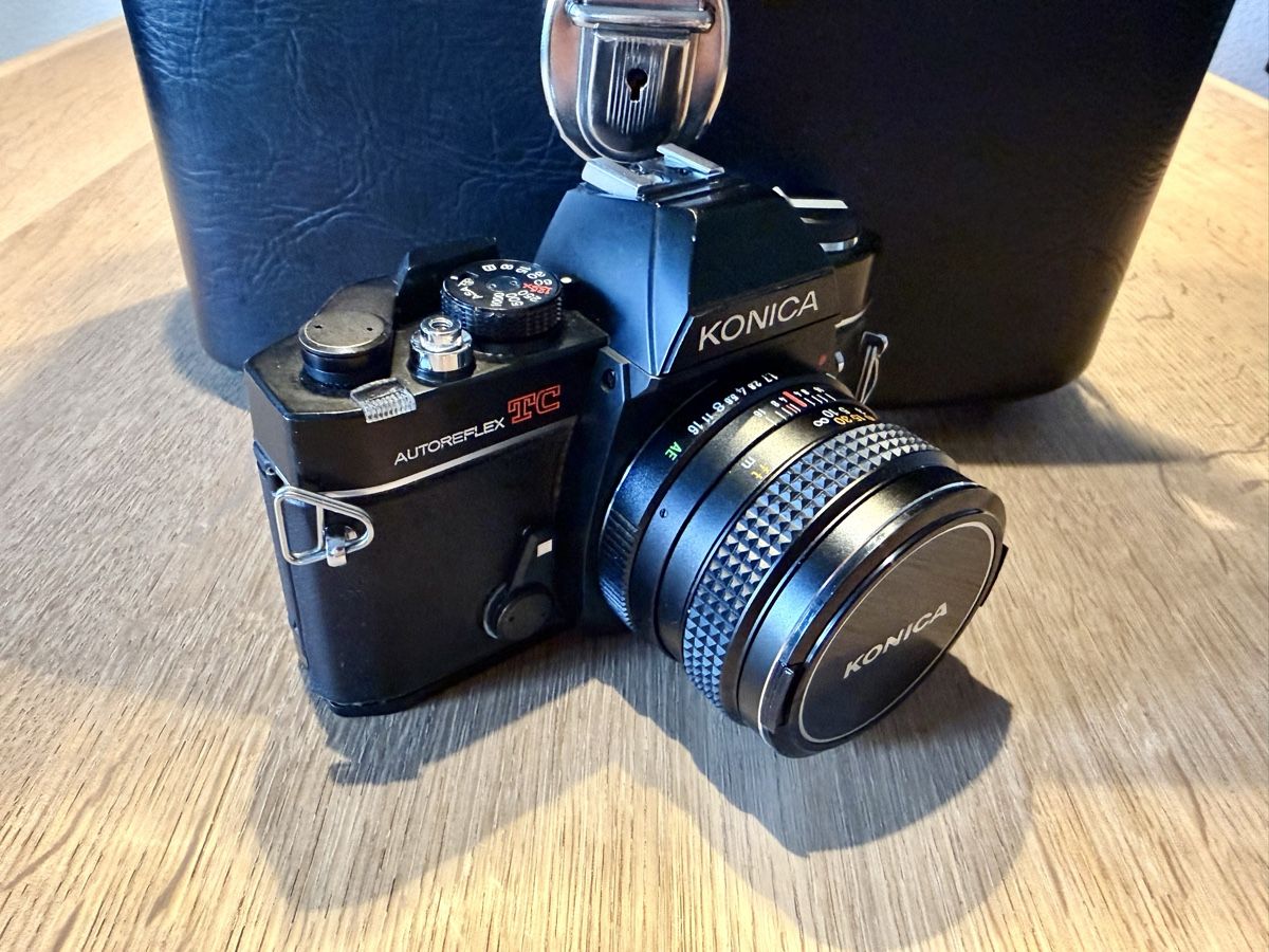 Konica Kamera: Konica Autoreflex TC – Gebraucht aus Kilchberg ZH von freakfish 1