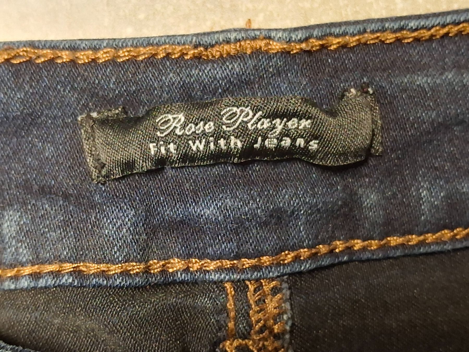 Jeans: Pantalon jeans bleu taille S marque Rose Player – Gebraucht aus Villiers von san_jn5w 5
