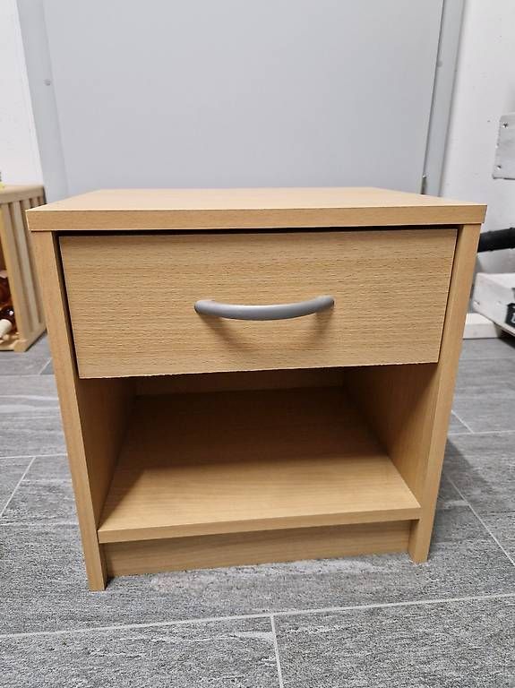 Ikea Comodini: Nachtisch mit Schublade – Usato da Bütschwil venduto da baesi278 1