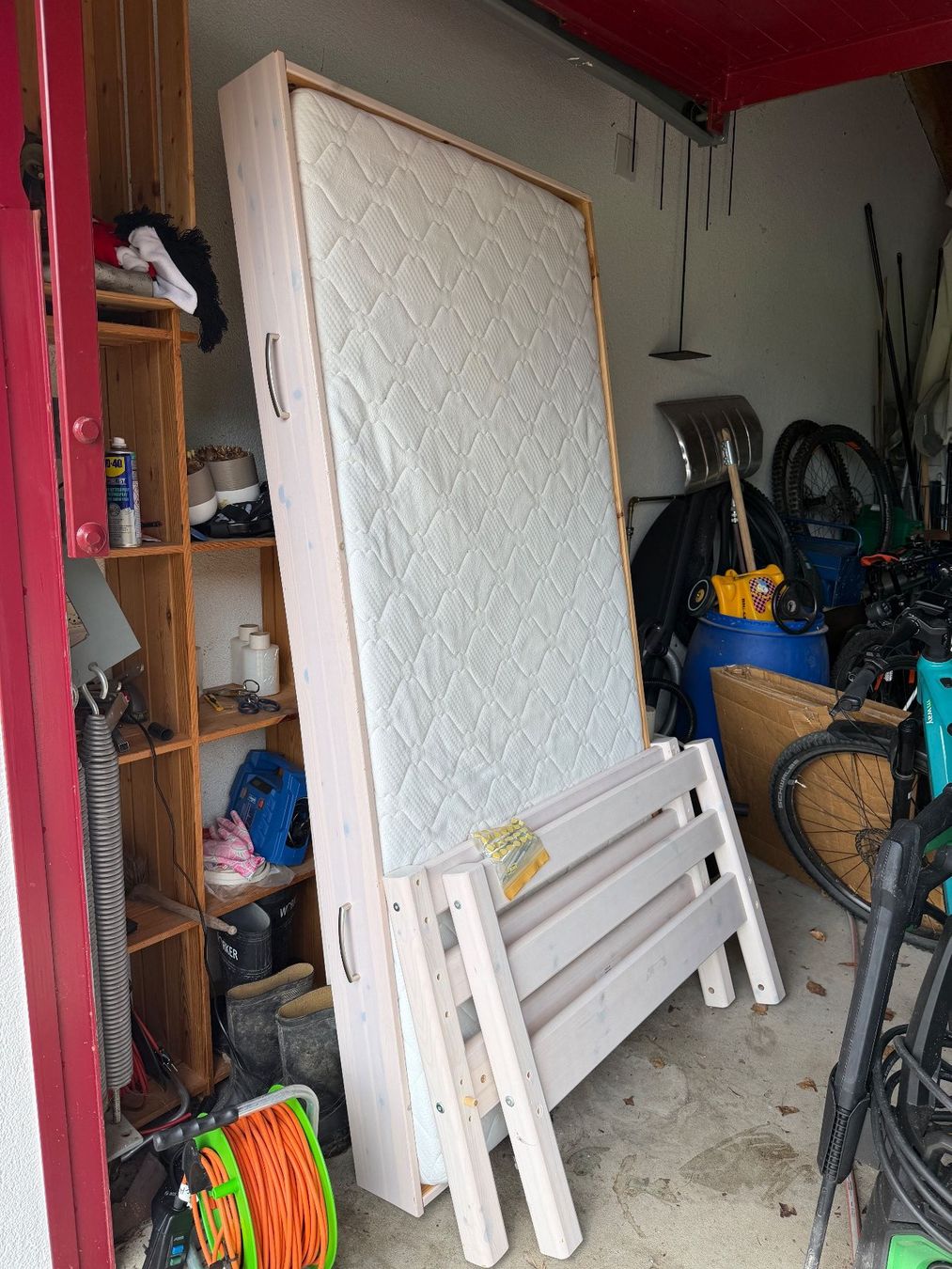 Betten: Bett mit Zusatzbett – Gebraucht aus Hirschthal von rinibini69