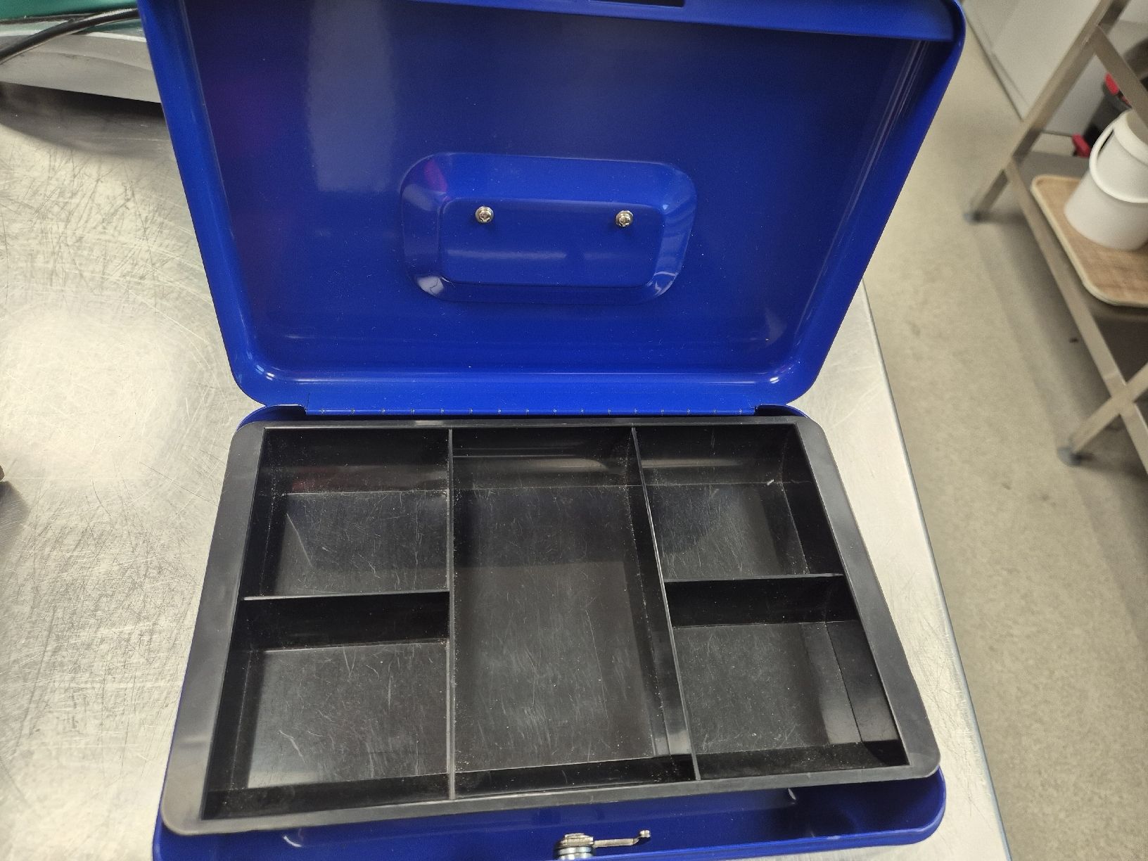 Registratore di cassa: VALORIT Geldkassette blau +Serviceportm. – Nuovo (secondo la descrizione) da Luzern venduto da michschm7 1