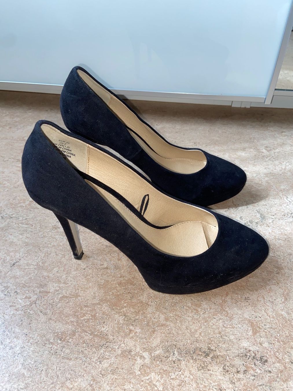 H&M Damenschuhe: Schwarze Pumps von H&M, Gr. 39 – Gebraucht aus Zürich von dedasiba