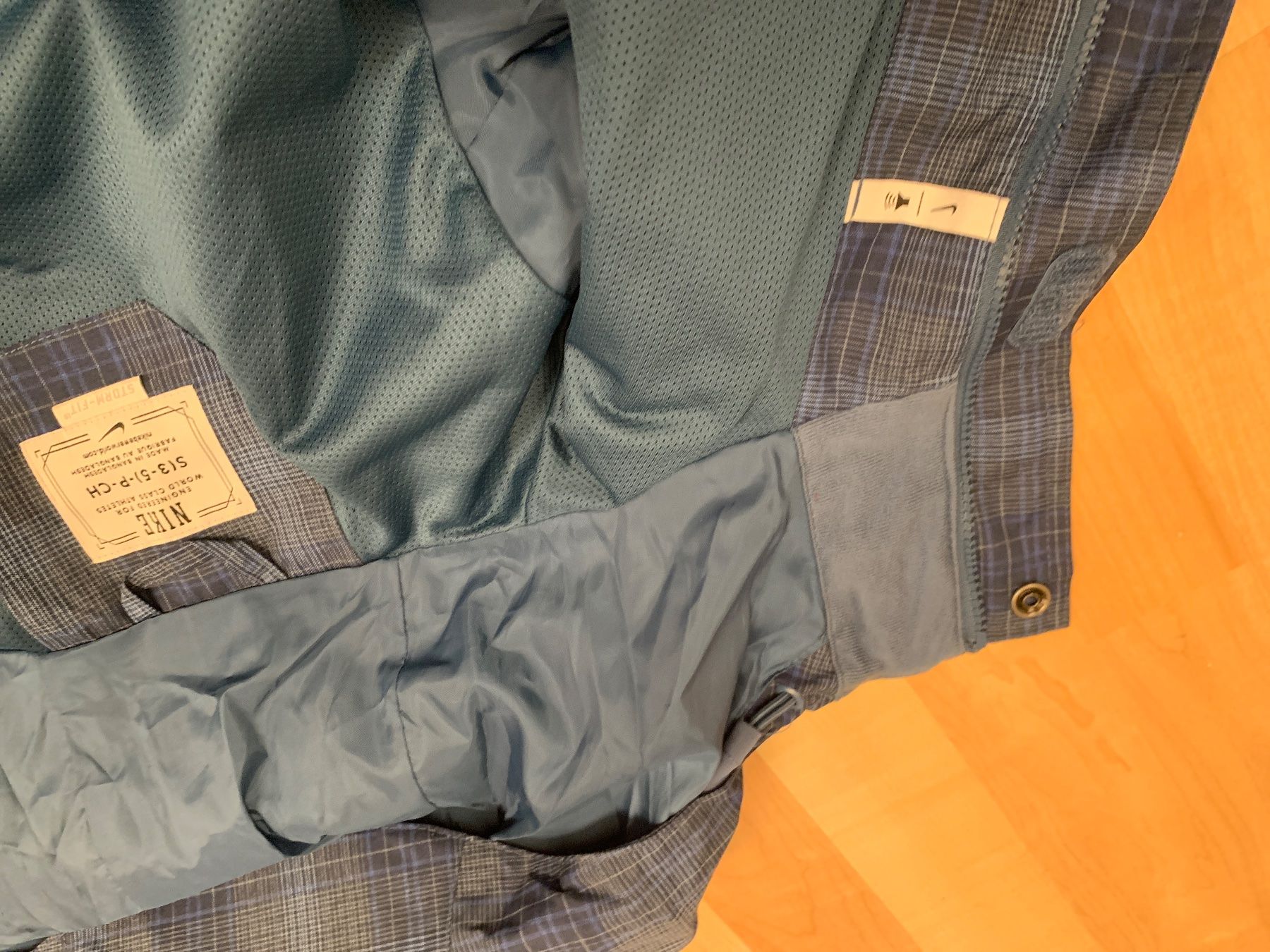 Nike Giacche: Nike Neu Skijacke Gr S – Nuovo e nell'imballaggio originale da Oberweningen venduto da Jogi2 6