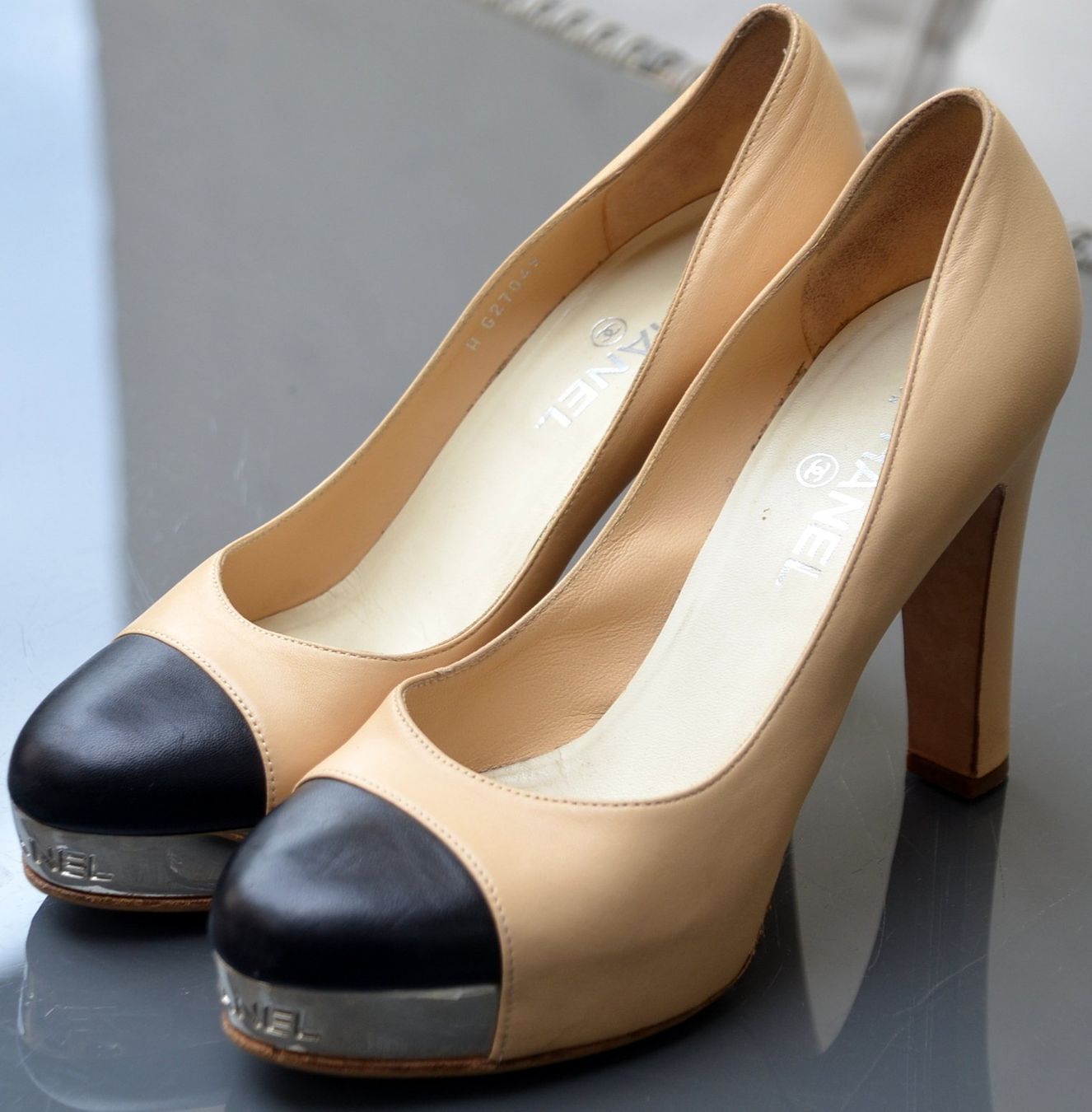 Chanel Scarpe da donna: Pumps CHANEL .40 – Usato da Collonges venduto da Auganien 3