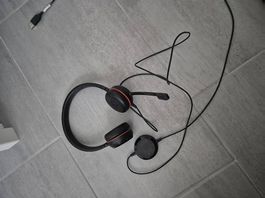 Kopfhörer Jabra mit Kabel 