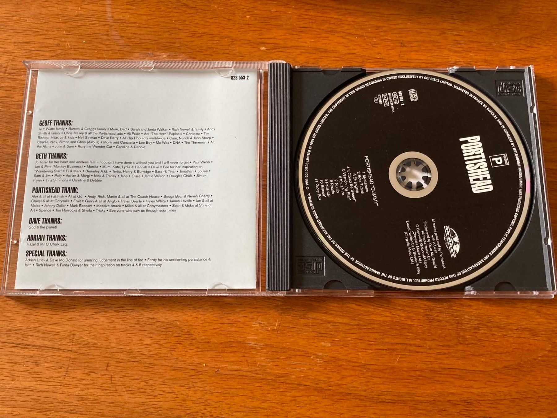 CDs: Portishead - Dummy CD – D'occasion à Lausanne par sim_bc8q 2