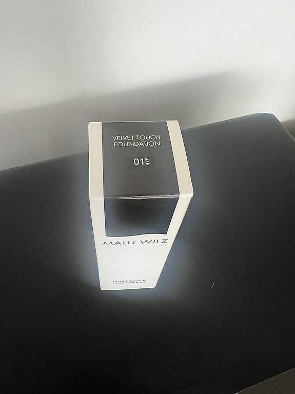 Make-up: Malu Wilz Velvet Touch Foundation – Usato da Gebenstorf venduto da pin_67yc 1