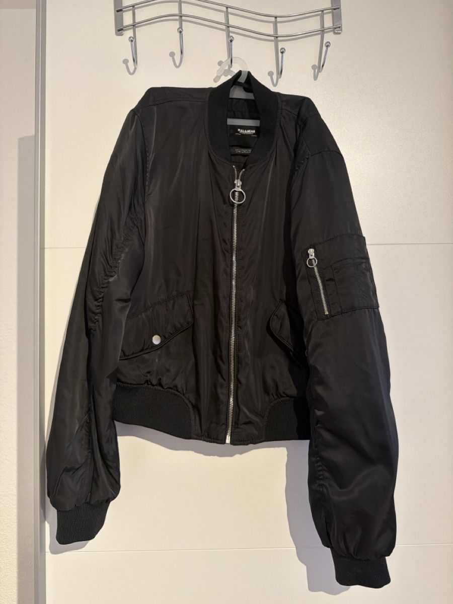Pull&Bear Jacken: Jacke  – Neu (gemäss Beschreibung) aus Döttingen von chi_8d8b