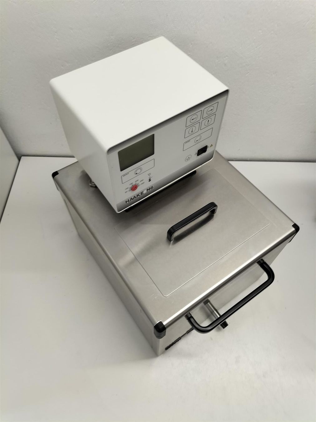 Accessori da laboratorio: Haake N6 B12 – Usato da Niederdorf venduto da LeptonAG_Labor 6