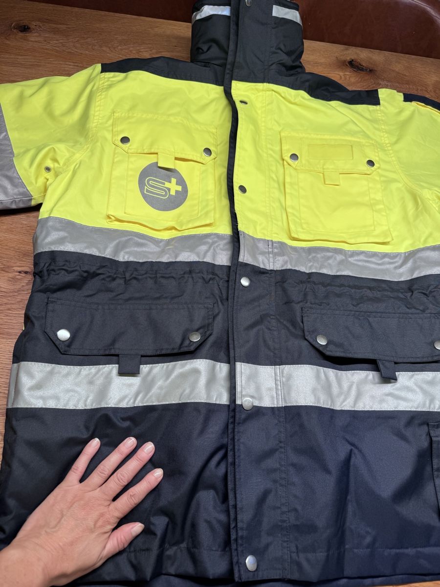 Jacken: Warnschutzjacke Samariter Grösse M – Gebraucht aus Niederbüren von Oetschli 1