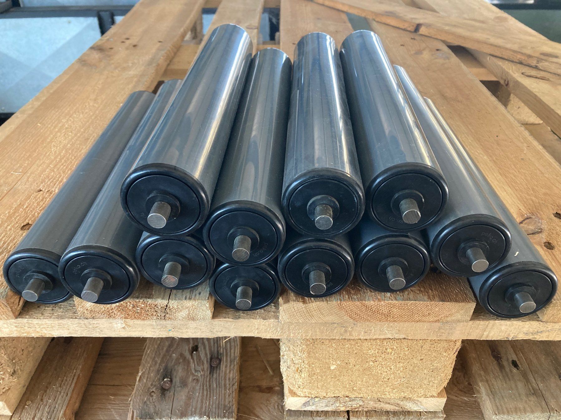 Sonstiges zum Lager & Transport: Kunststoffrollen 300 mm mit Federachse – Gebraucht aus Lengnau AG von Karat300