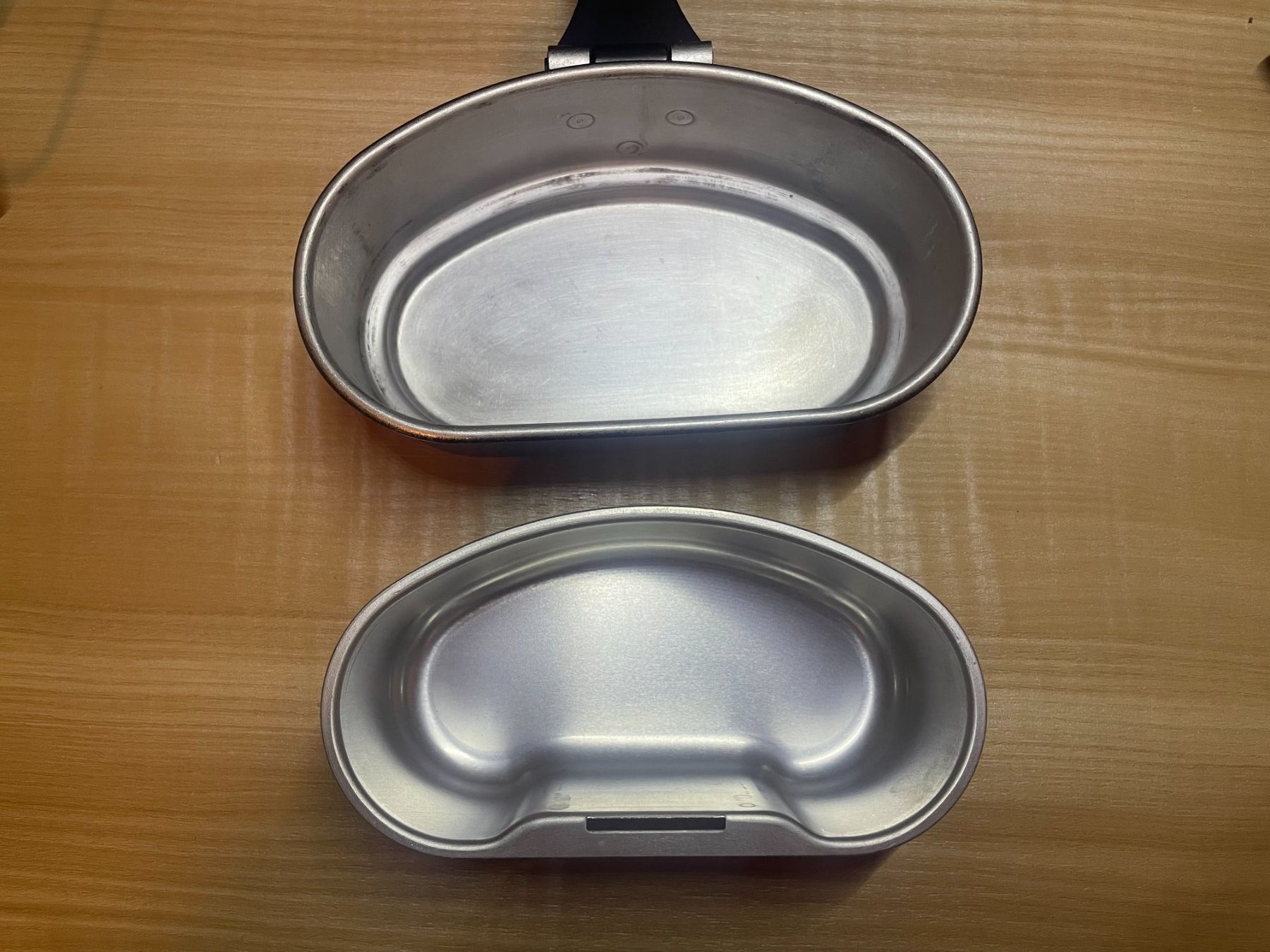 Schweizer Armee Attrezzatura & Pezzi di ricambio: Original Schweizer Armee Feldflasche mit Alubecher & Geschir – Usato da Bürchen venduto da UeliMueli84 3