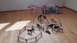 Schleich Reiterhof mit viel Zubehör