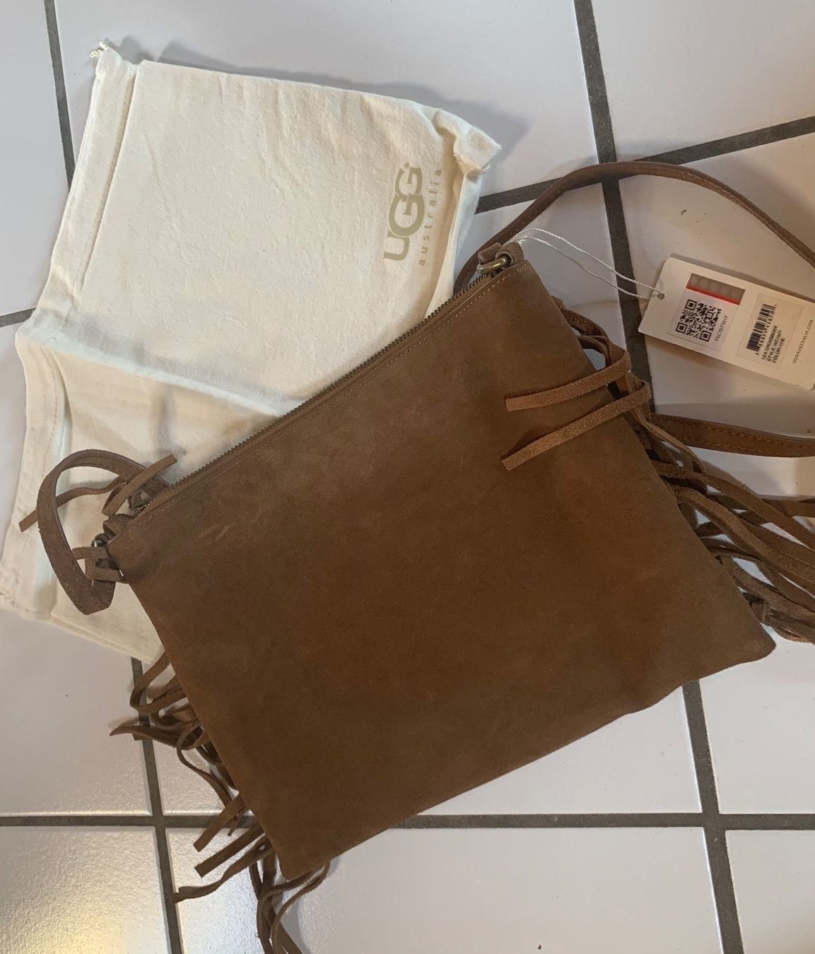 Ugg Borse da donna: UGG Umhängetasche – Usato da Burgdorf venduto da kunterbunts01 2