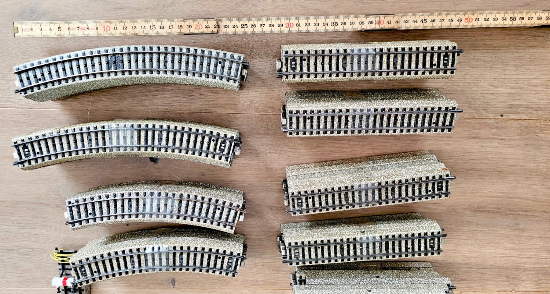 Märklin Modellini di ferrovie: Märklin Schinenmaterial HO, Weichen, Lichtsignal, . . . – Usato da Walenstadt venduto da pedroju-1 1