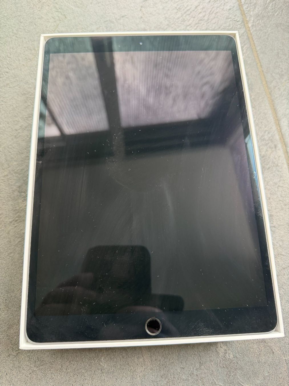 Apple Tablettes PC: iPad Air, 3. Generation, 256 GB, Space Grey – D'occasion à Einsiedeln par pasch68