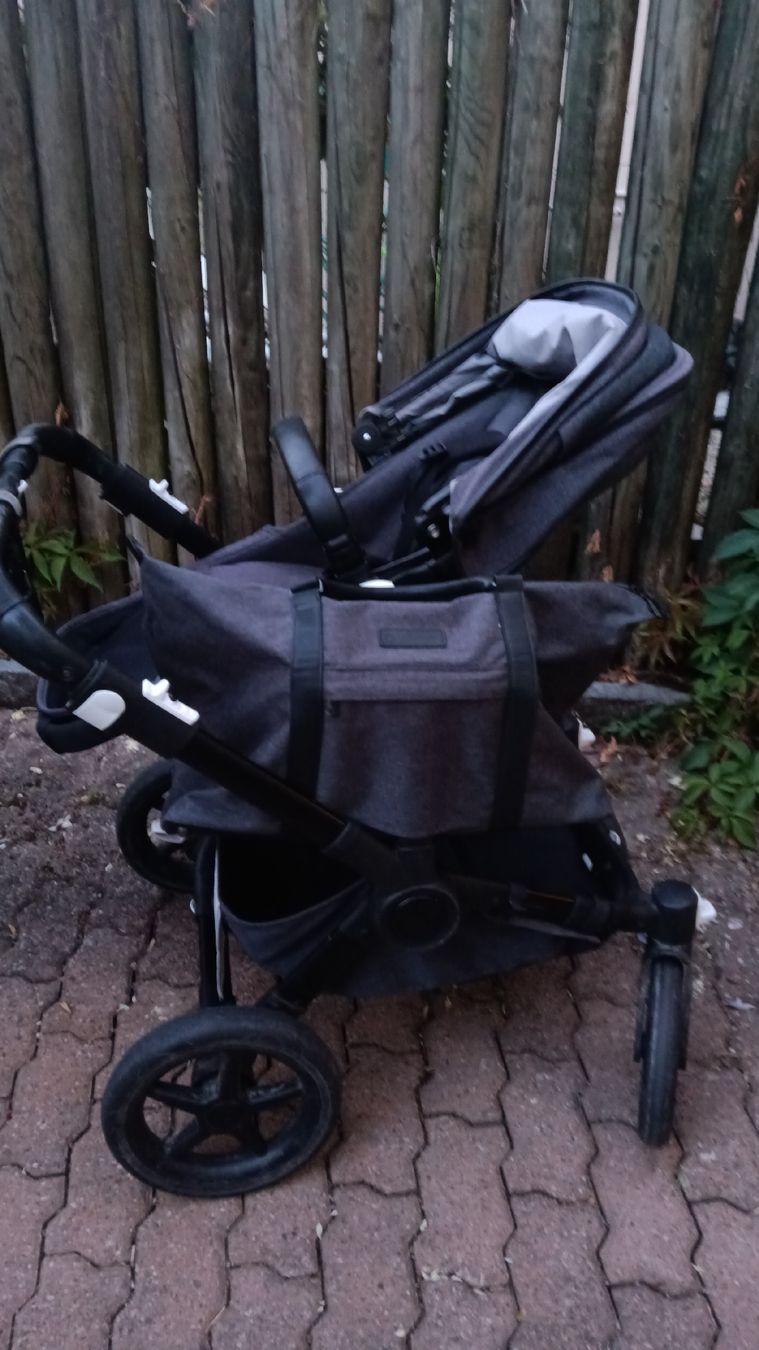 Bugaboo Carrozzine: Bugaboo Donkey 5 Twin Pushchair Grey Used – Usato da Lengnau BE venduto da Ragaso 2