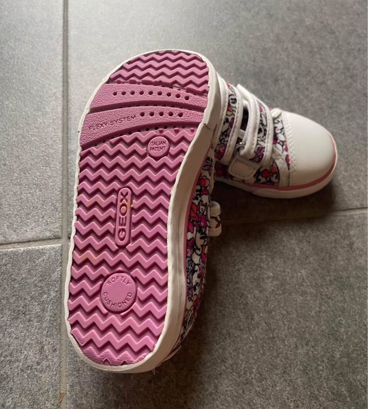 Geox Scarpe per ragazze: Geox Minnie Schuhe Grösse 24 – Usato da Spreitenbach venduto da Princess1989 1
