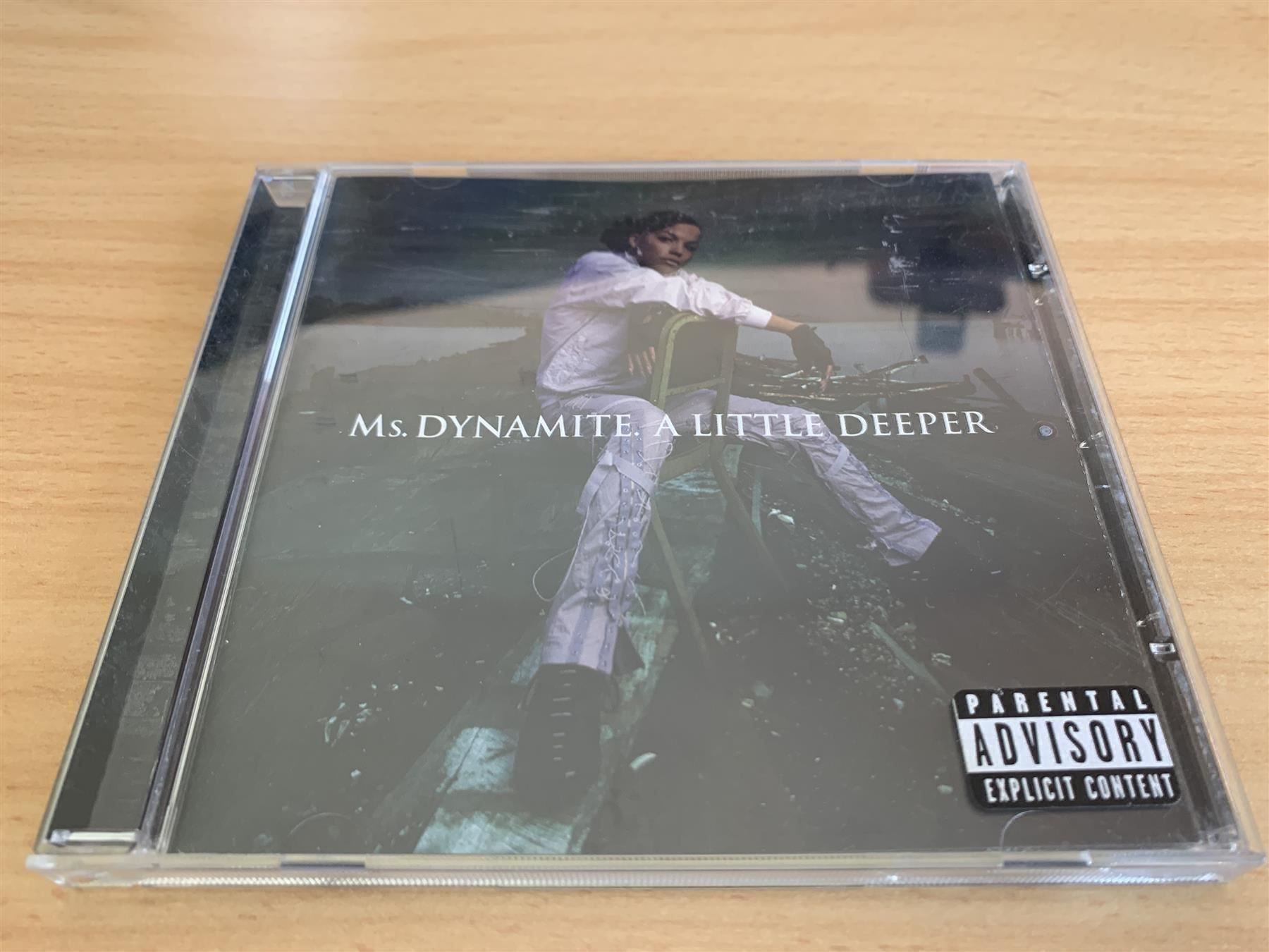 CD: Ms. Dynamite – A Little Deeper – Usato da Rikon im Tösstal venduto da Alpenmutz