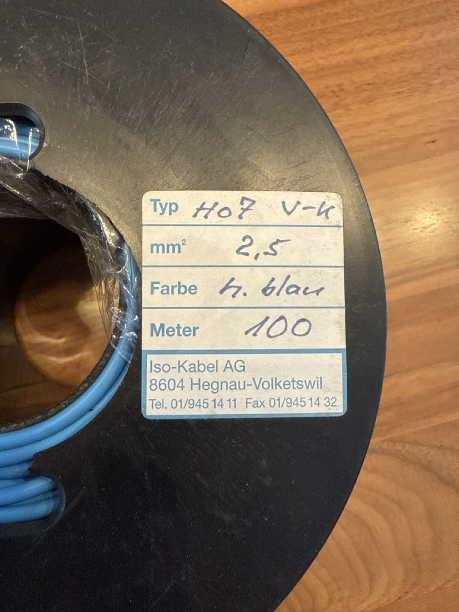 Cavi: Kabel Rolle H07 V-K, 2.5mm2, hellblau, 100m – Nuovo (secondo la descrizione) da Pfäffikon ZH venduto da Fruchtsaft 2