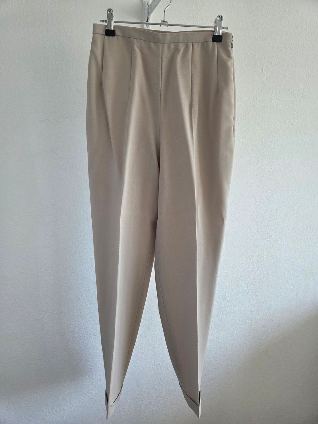 Pantaloni: Hose von CORSOFANTI – Usato da Oberrieden venduto da Smart570