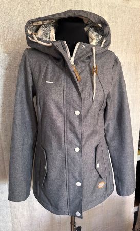 Neuwertige Softshelljacke von Ragwear Gr. XS/S