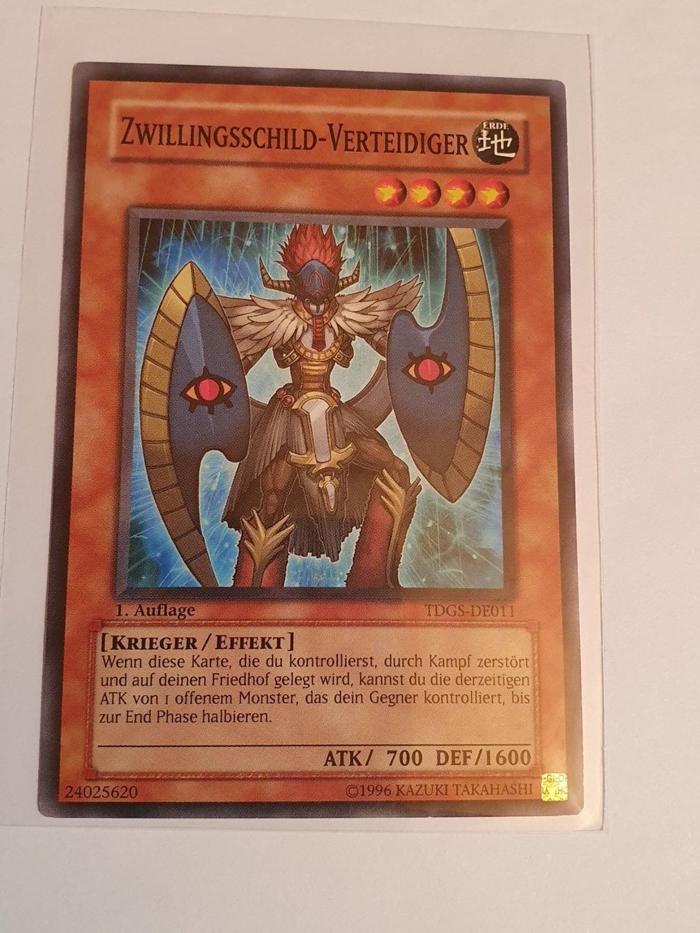 Yugioh Sammelbilder & Trading cards: Yugioh Zwillingsschild Verteidiger TCG – Gebraucht aus Oberdorf BL von BaldenEagle