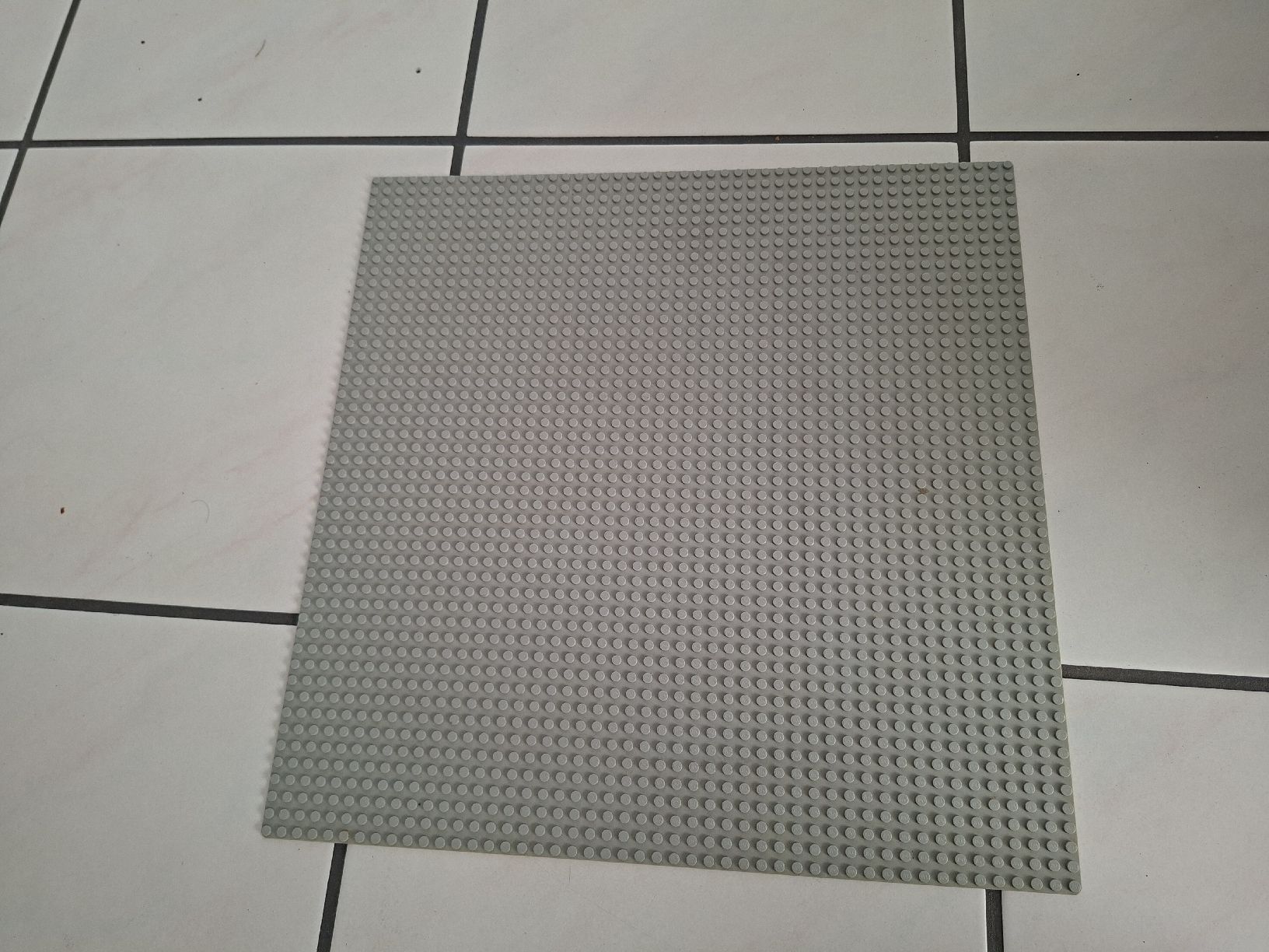 Lego Giocattoli: Lego Bauplatte hellgrau gross 48×48 – Usato da Schattdorf venduto da mamo1952