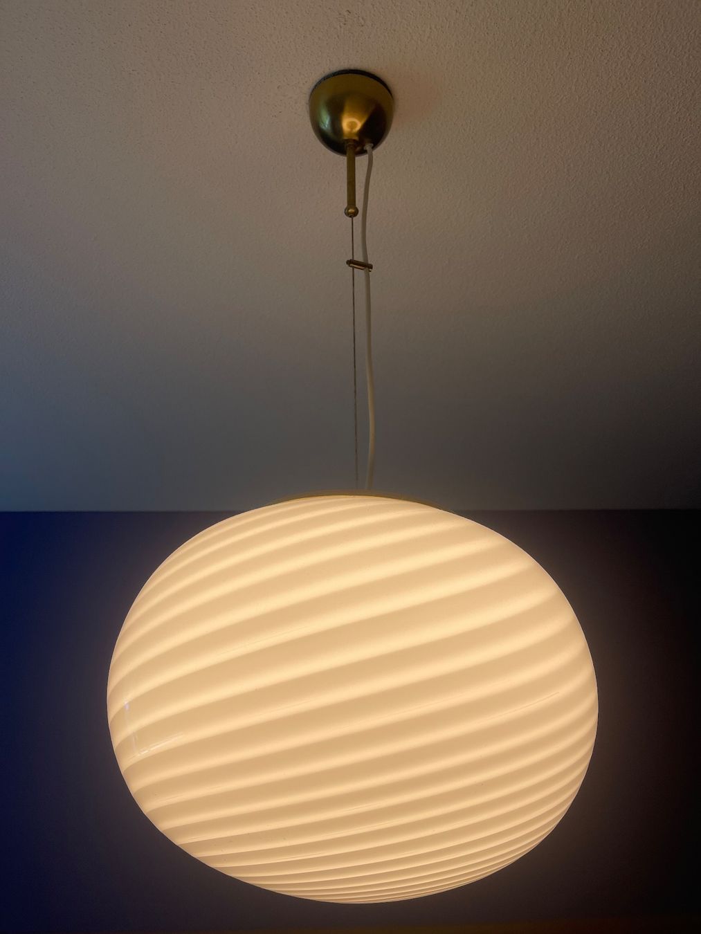 Murano Lampen: Zwei originale Murano Nachttischlampen mit Deckenlampe – Gebraucht aus Luzern von Brunella0 1