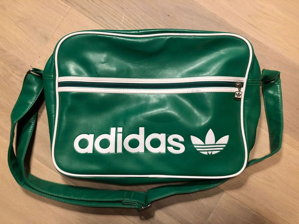 Adidas store schultertasche grün