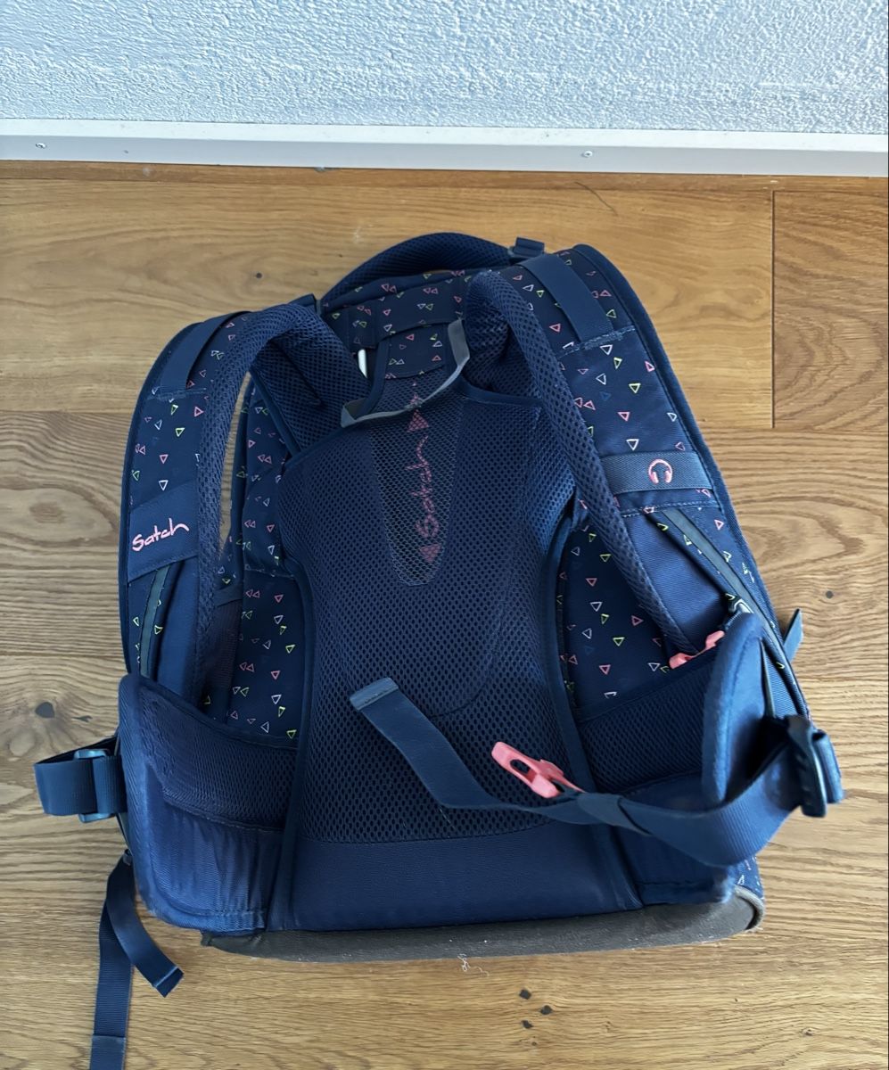 Satch Borse & Zaini: Satch Thek Rucksack dunkelblau – Usato da Benglen venduto da sunita82 3