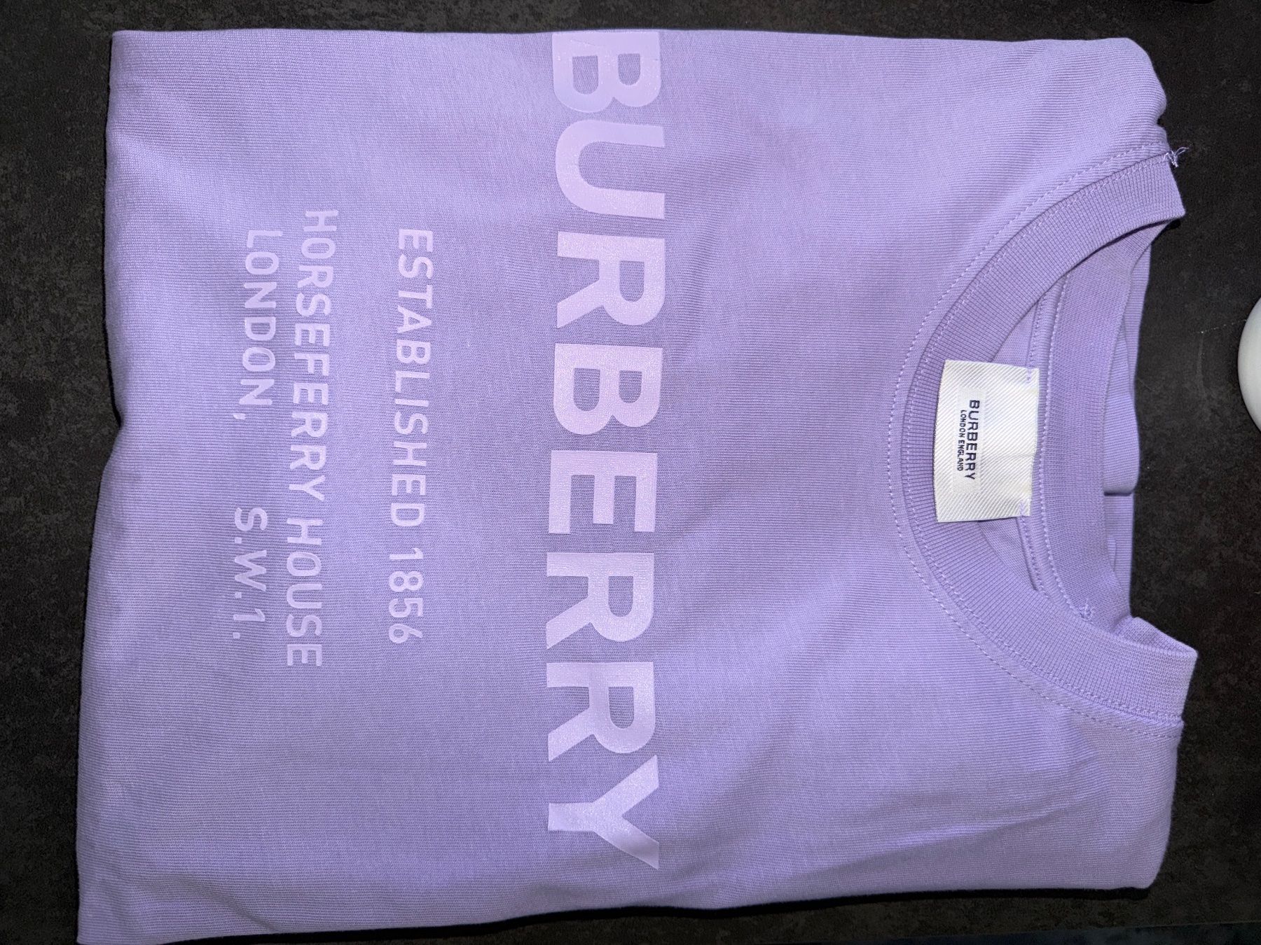Burberry T-shirt: T-shirt Burberry – Usato da Argnou (Ayent) venduto da nathanckcw