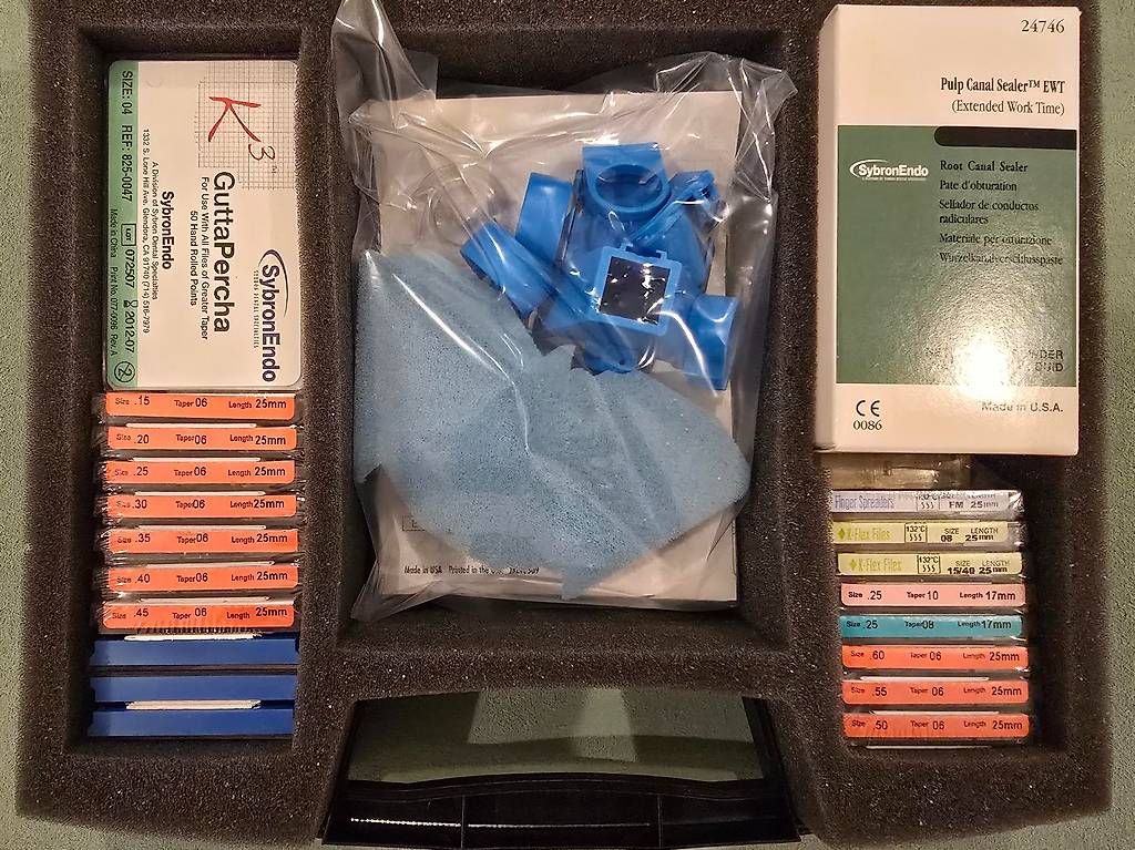 Appareils médicaux: Sybron Endo – D'occasion à Pfeffingen par rov_9frp