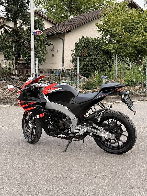Strada: Aprilia RS125 2021  – Usato da Fahrwangen venduto da vespa4you 5