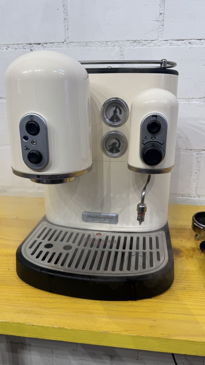 Kitchenaid Macchine per caffè & Macchine per espresso: Kolben Kaffeemaschine Kitchen Aid Artisan – Usato da Wallisellen venduto da ocz_t6fv 7