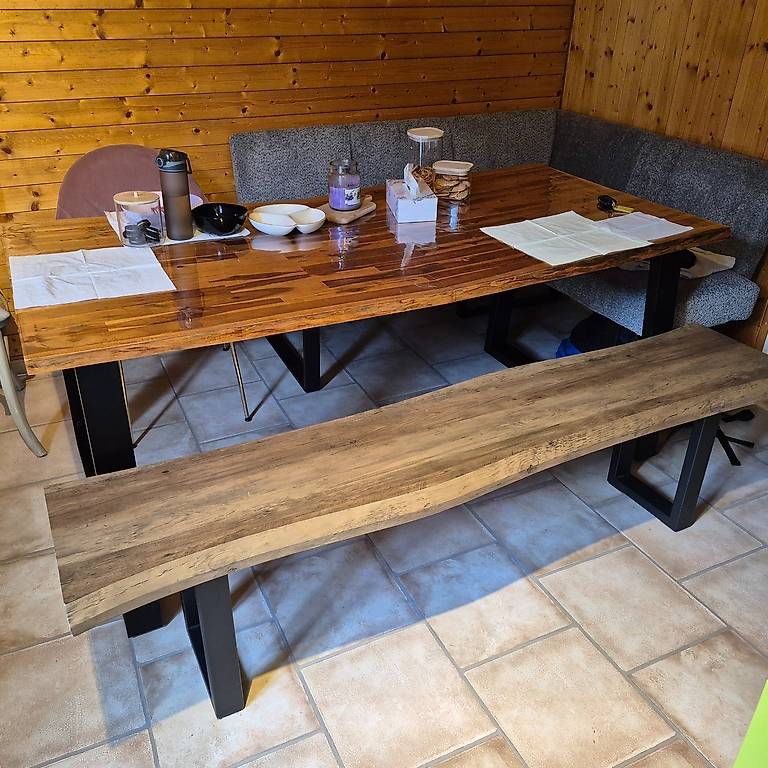 Tables: Tisch mit sitzbank  – D'occasion à Alpnach Dorf par dlu_xh8z 4
