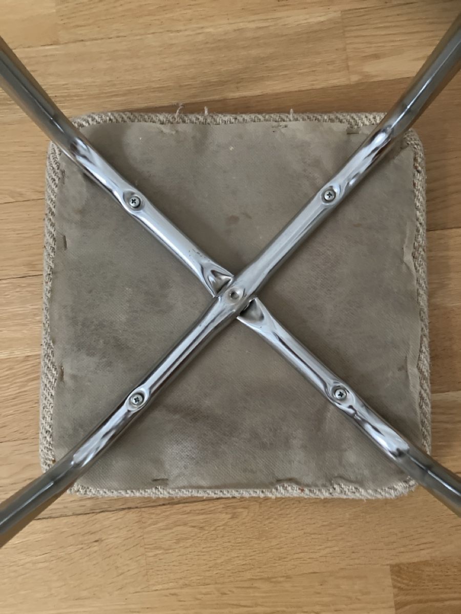 Sgabelli: Vintage Hocker – Usato da Zürich venduto da 5xnd 4