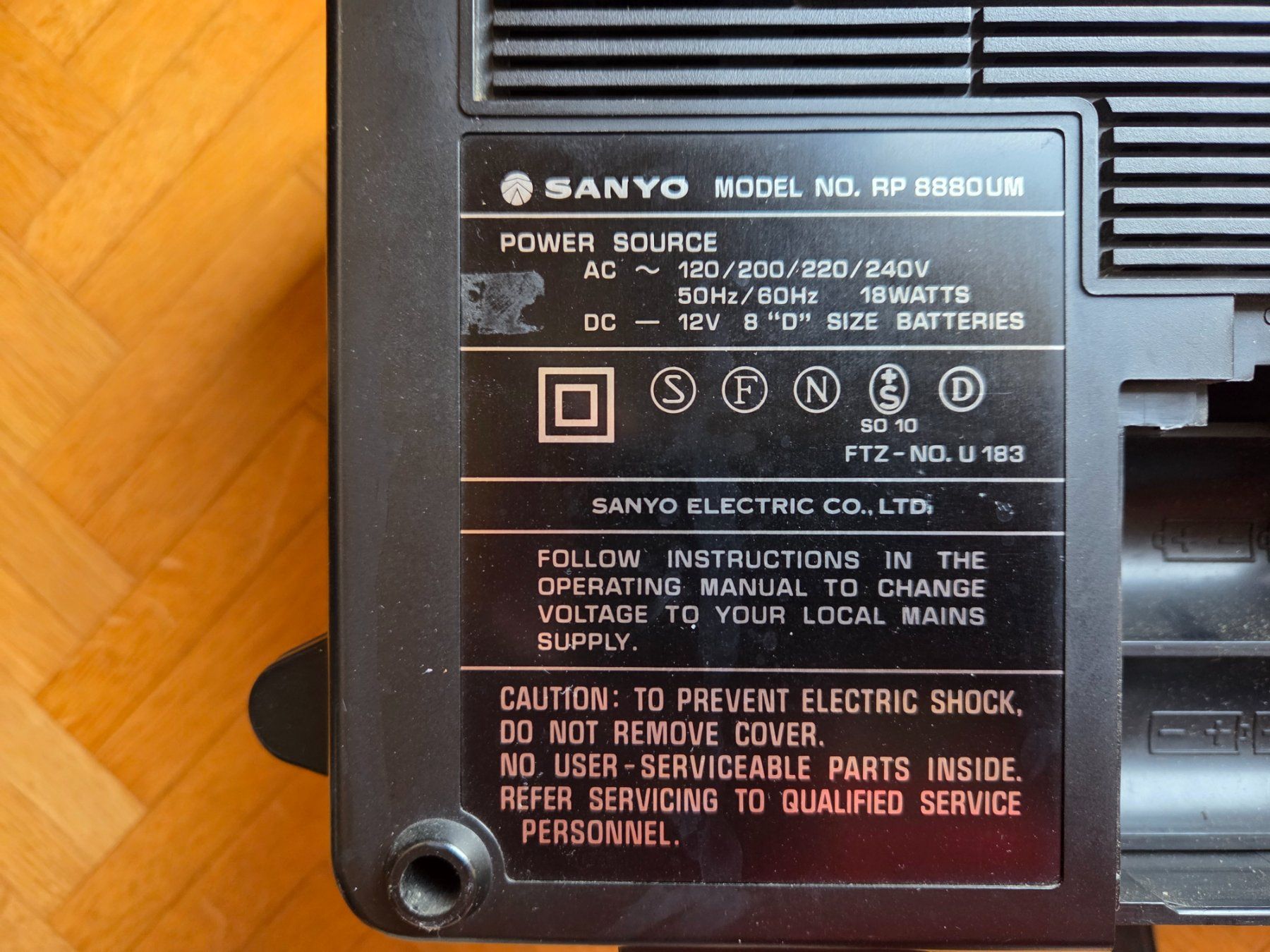 Sanyo Radio: Radio Sanyo 8880 UM – Usato da Canobbio venduto da Tuitt 3