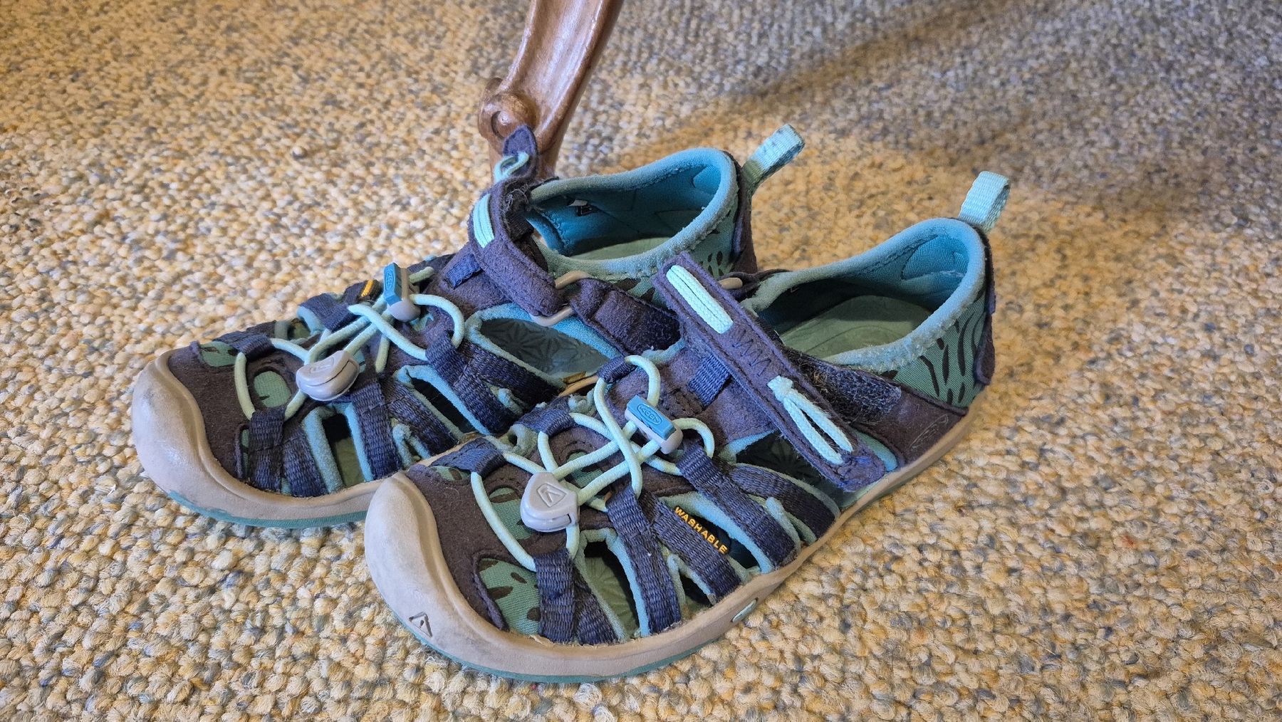 Keen Scarpe per ragazzi: Keendandalen, ca. grösse 30 – Usato da Wädenswil venduto da Zuerichseegirl 1