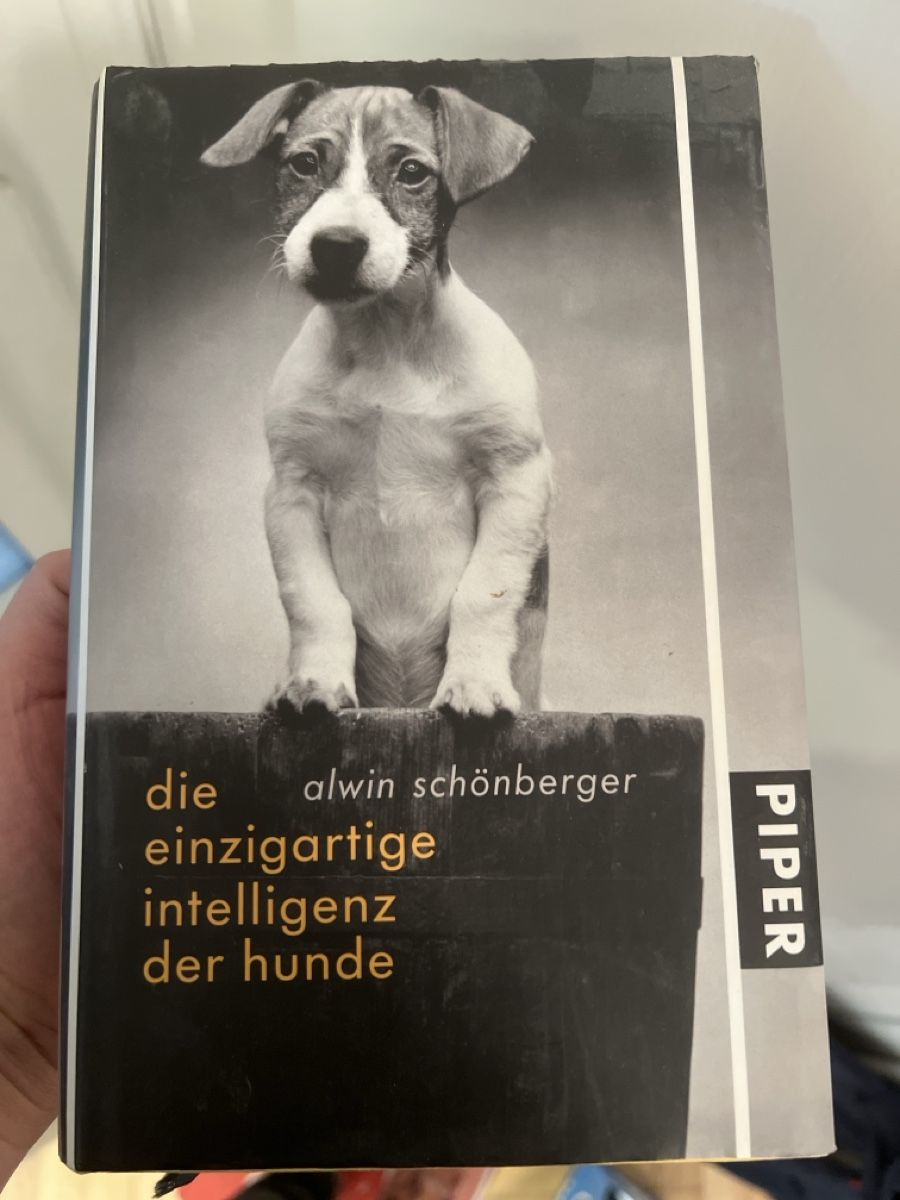 Libri: Die einzigartige Intelligenz der Hunde, Alwin Schönberger – Usato da Zürich venduto da jeroendy