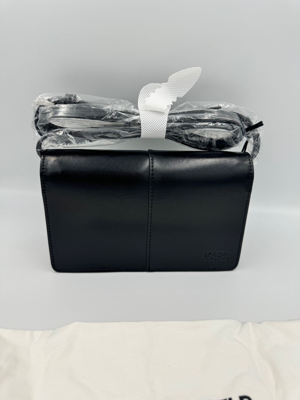 Karl Lagerfeld Borse da donna: Karl Lagerfeld Tasche schwarz – Nuovo e nell'imballaggio originale da Wiedlisbach venduto da Sistershop 1
