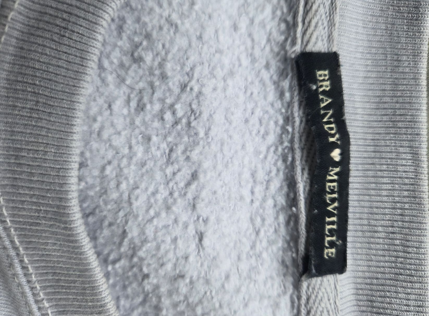 Brandy Melville Maglioni & Felpe: Oversized Pullover Brandy Melville – Usato da Horgen venduto da nic_l7nm 1