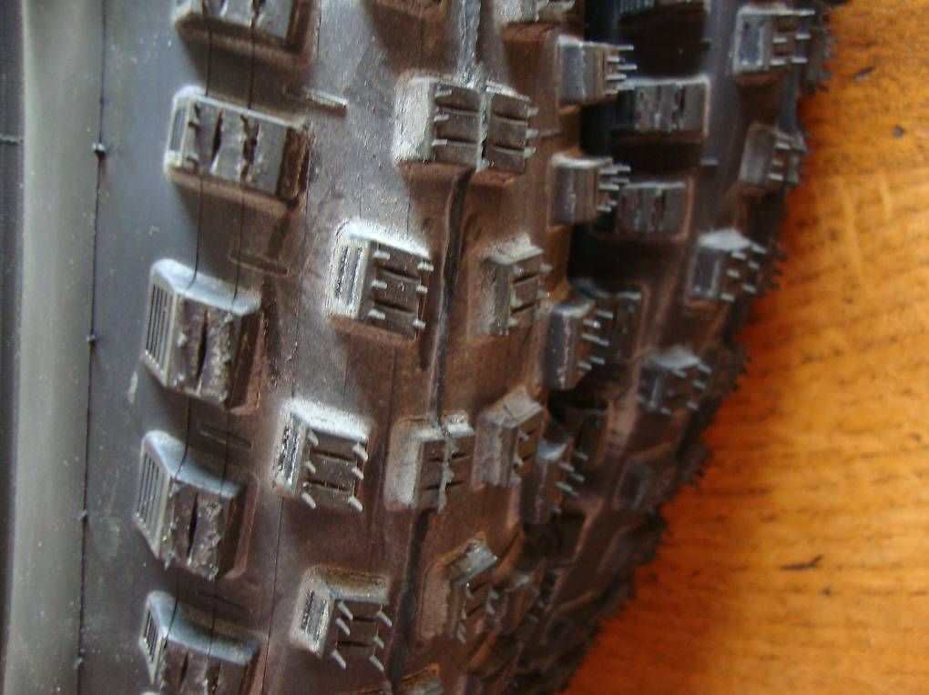Pneumatici & Ruote complete: Pneus VTT – Nuovo e nell'imballaggio originale da La Chaux-de-Fonds venduto da gianvitto 2