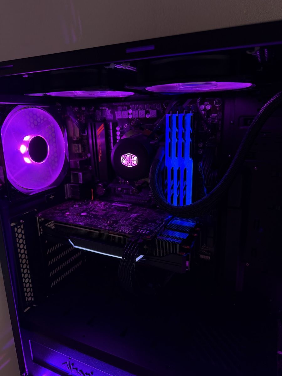 Amd PC: Gaming-PC mit RTX 2070 & 32 GB RAM – Nuovo (secondo la descrizione) da Schüpfen venduto da parrotscout24 2