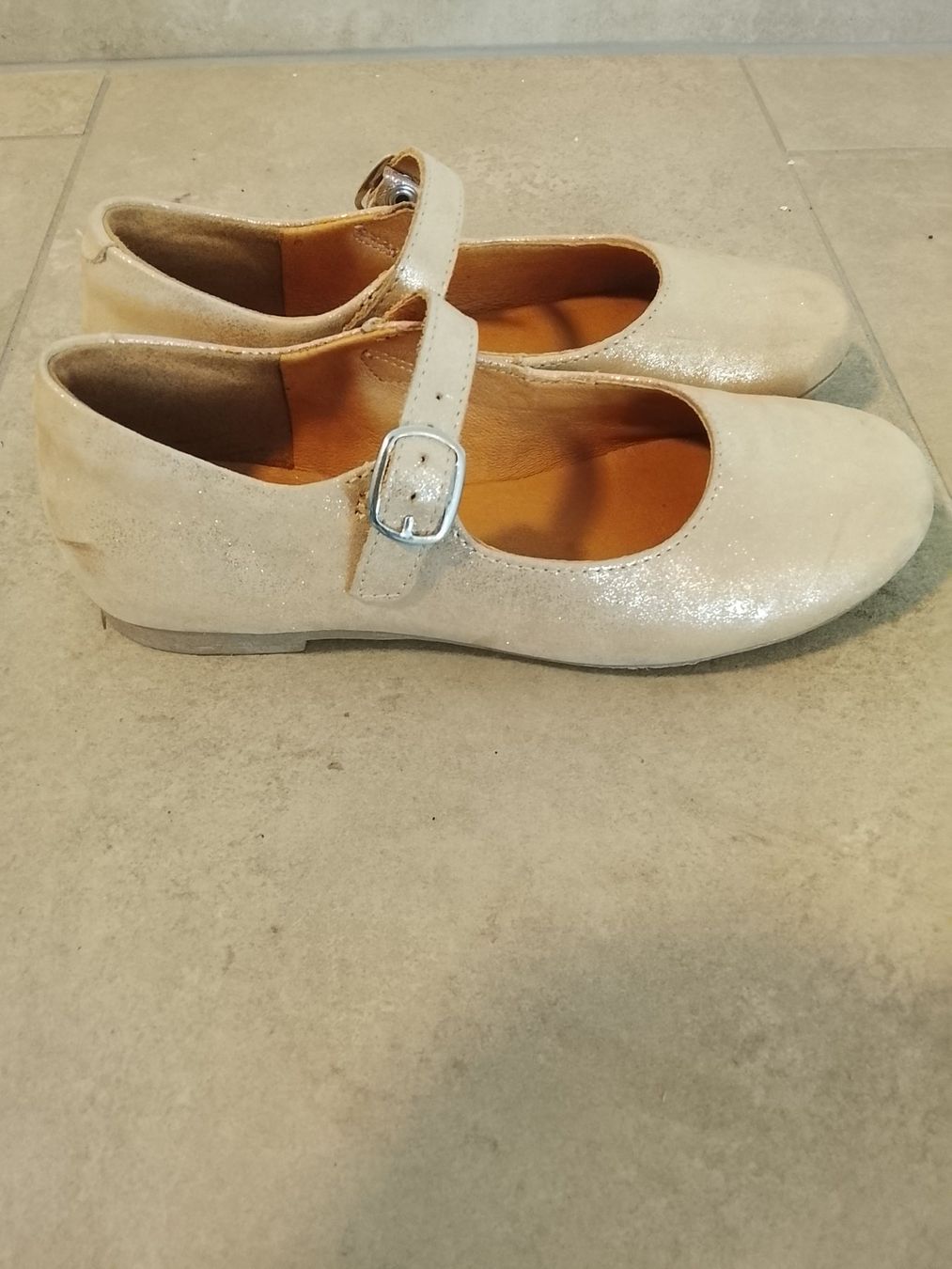 Froddo Schuhe für Mädchen: Ballerinas Froddo Gr. 34 – Gebraucht aus St. Gallen von Fluros 1