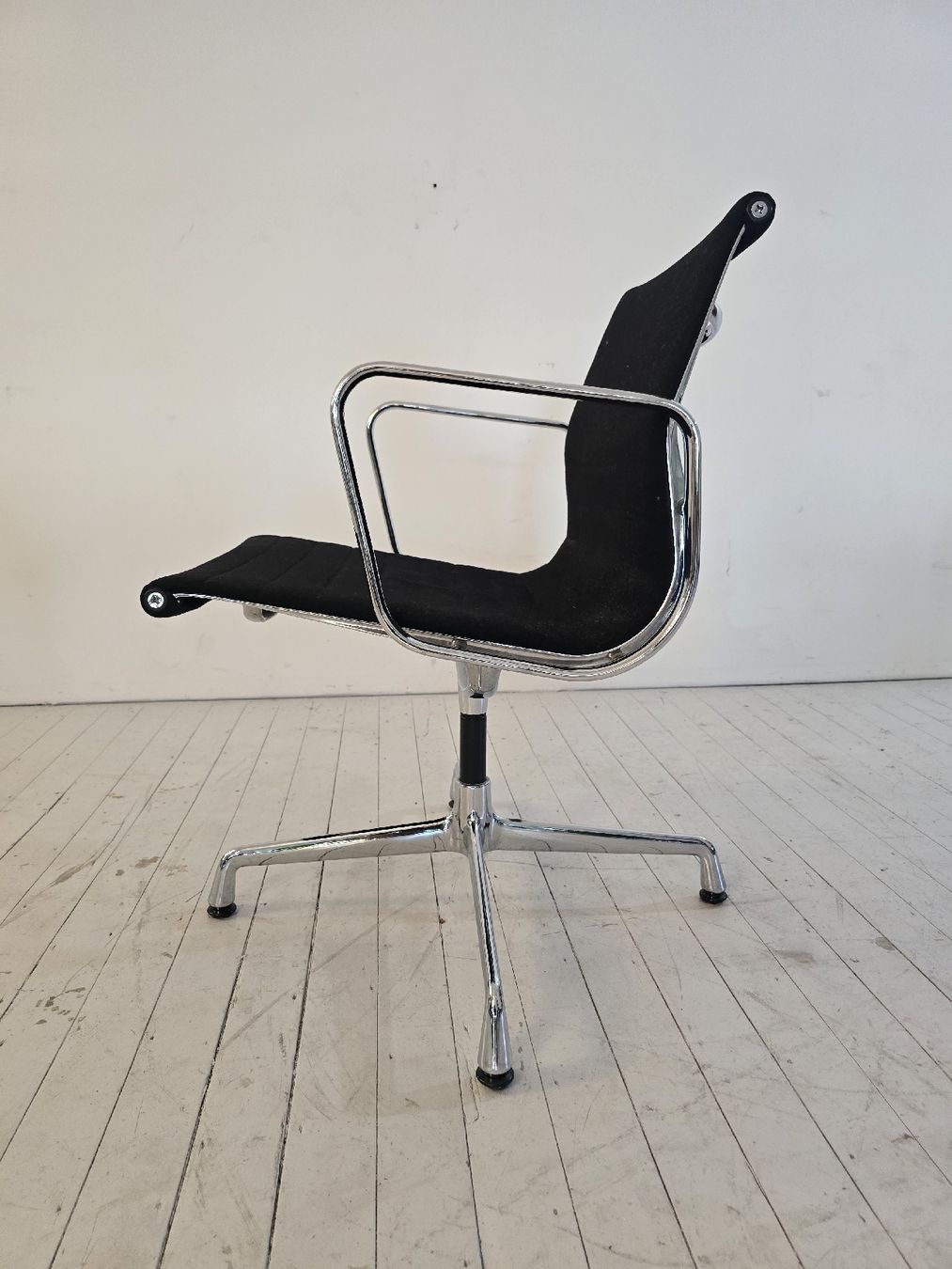 Vitra Sessel: Eames Aluchair original Vitra – Neu (gemäss Beschreibung) aus Untersiggenthal von babette0815